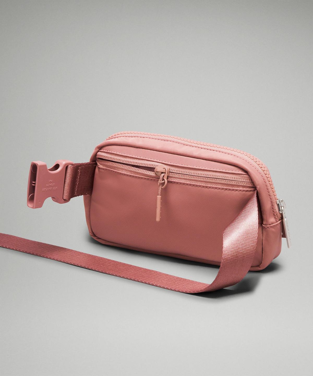 Borse Crossbody Bag Lululemon Everywhere Mini Rosa | IT_LuLu93300