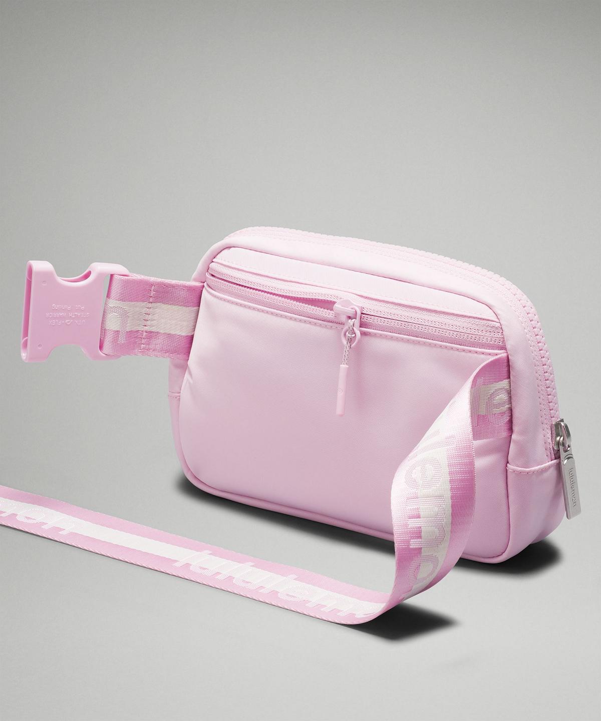 Borse Crossbody Bag Lululemon Everywhere 1L Rosa | IT_LuLu70411