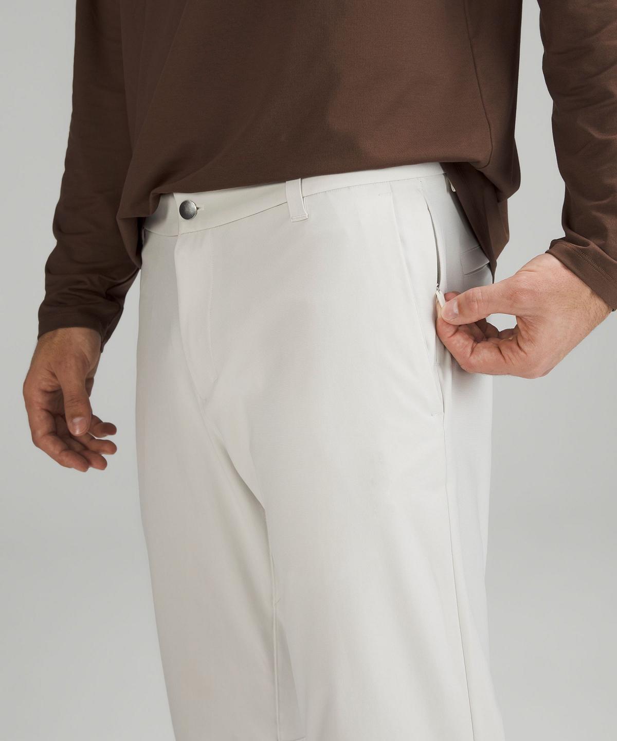 Pantaloni Uomo Lululemon Commission Classic-Fit 34" Beige Bianche | IT_LuLu60429